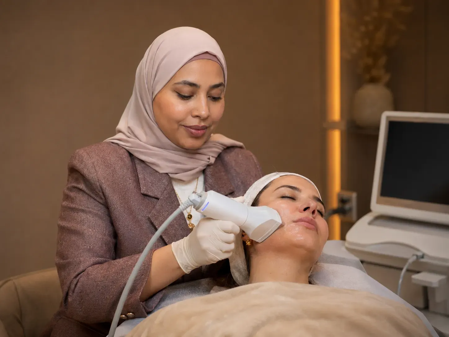HIFU & RF Microneedling